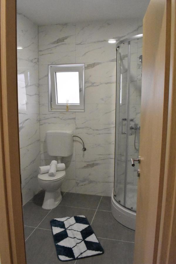 Apartmani Skorpion Kaštela Exteriér fotografie