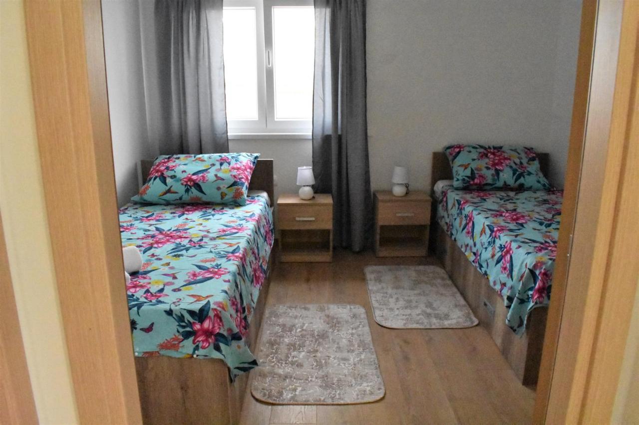 Apartmani Skorpion Kaštela Exteriér fotografie